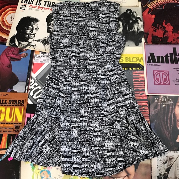 Diane Von Furstenberg Black and White Dress DVF - Picture 5 of 5